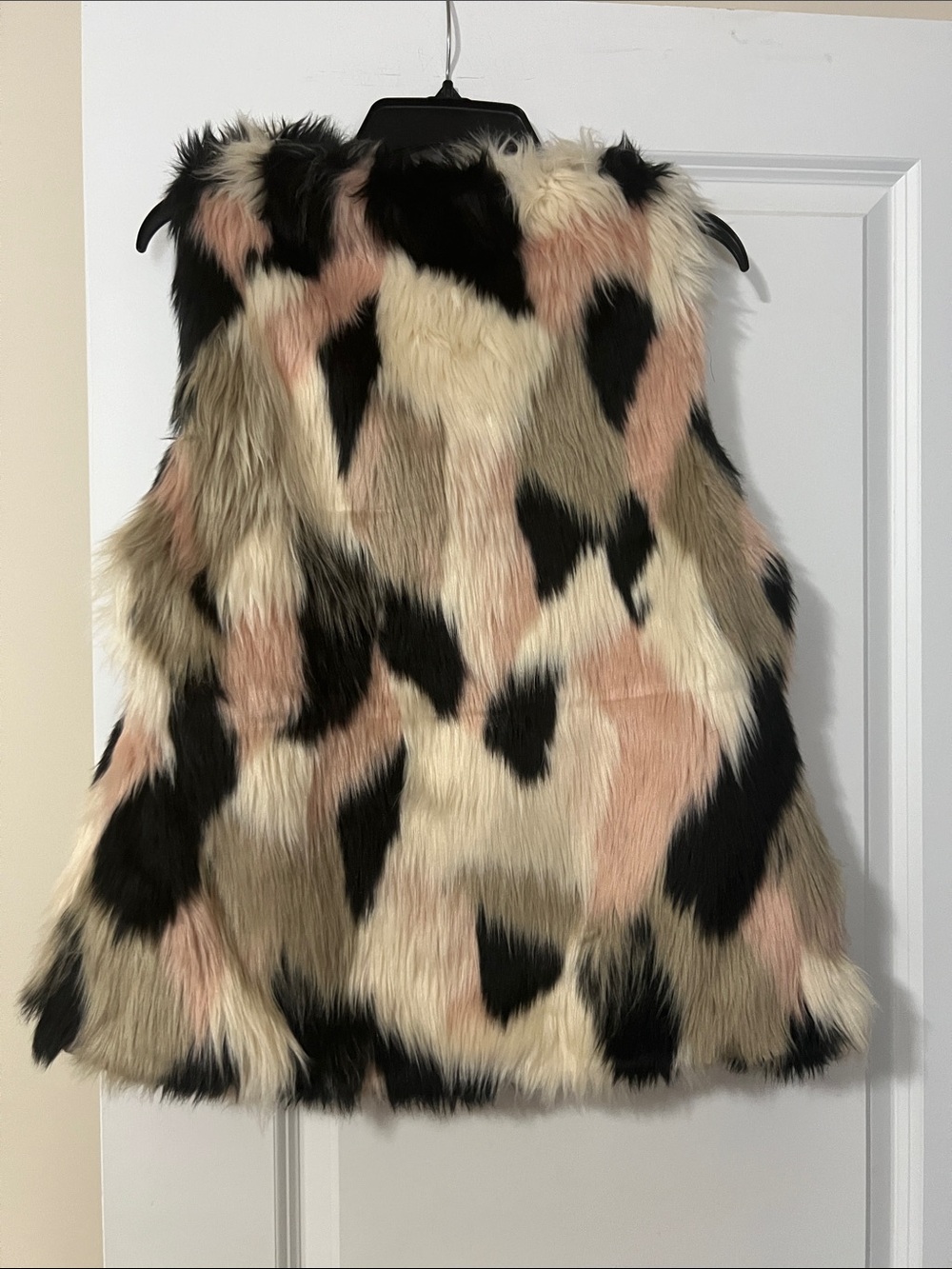 Say What? Colorblock Faux Fur Vest in Pink, Black & Cream - Picture 4 of 4